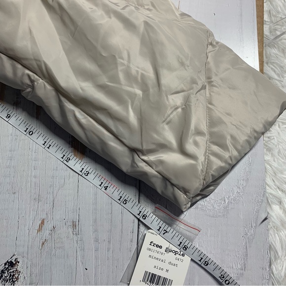 Free People Revolve Ella Puffer Coat Jacket Mineral Dust Size Medium - Picture 9 of 14